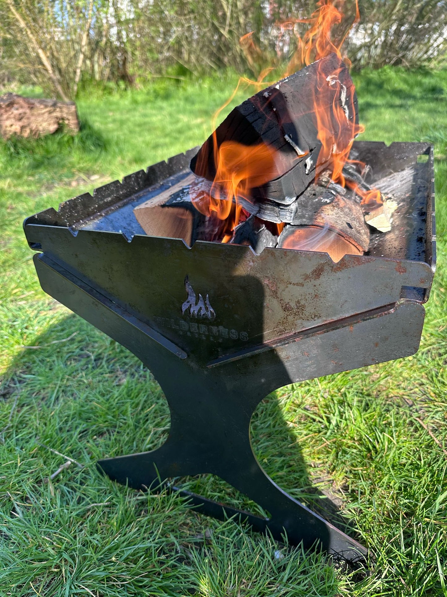 The Roamer Firepit Grill